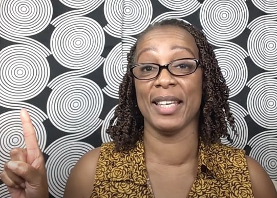 Sing-along with Mandy Moose