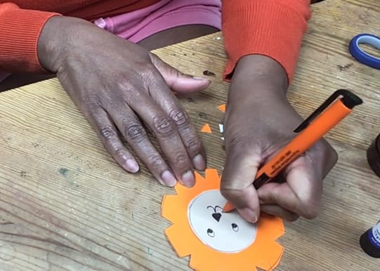 Make a paper lion