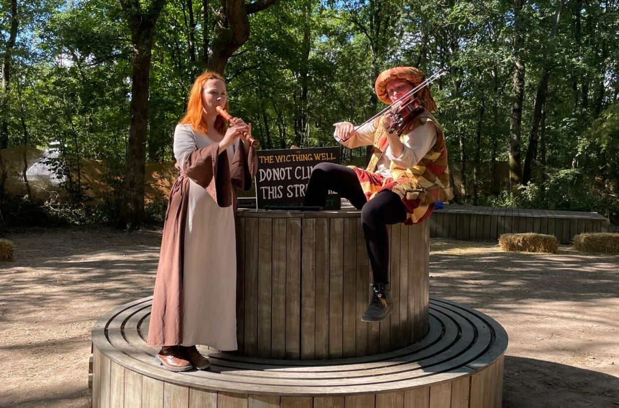 Pippin and Viola’s Travelling Band